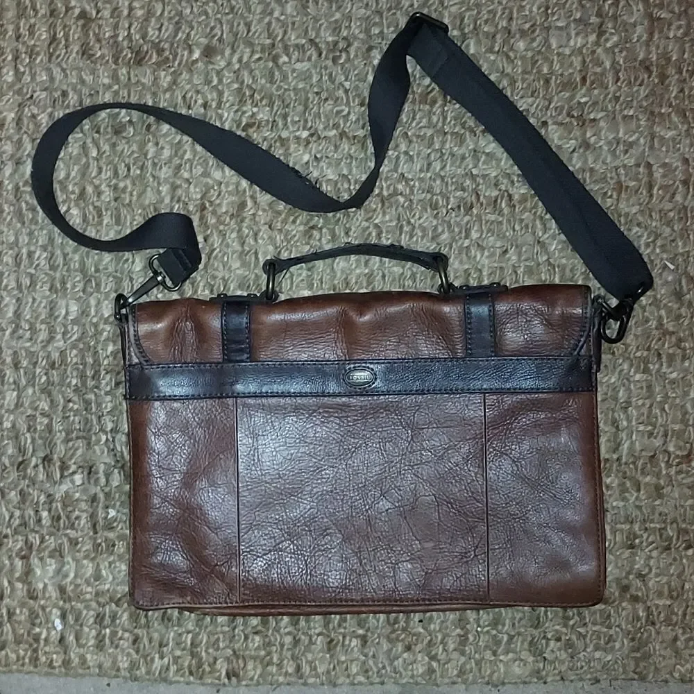 Vintage Fossil Leather Crossbody Messenger Laptop Bag